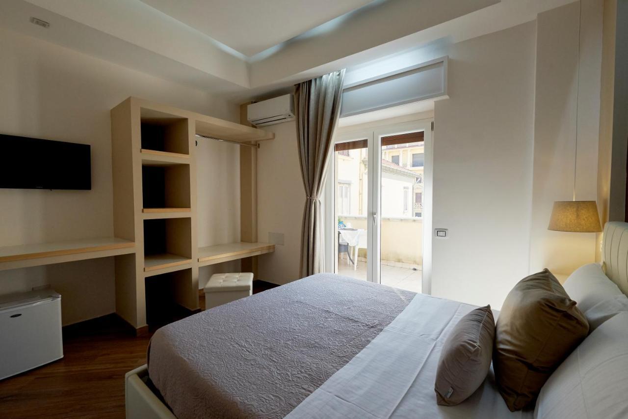 לינה וארוחת בוקר סלרנו 360 Hospitality מראה חיצוני תמונה
