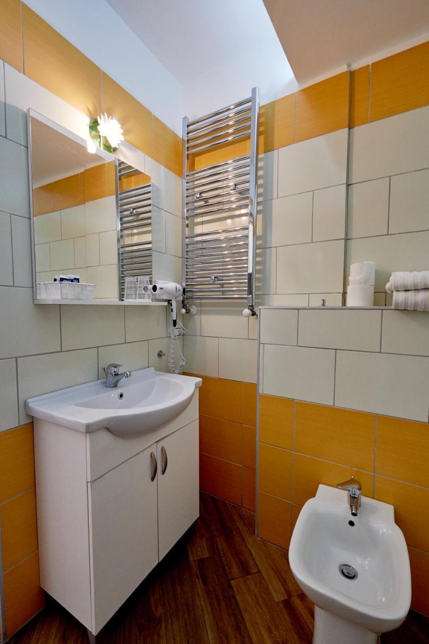 לינה וארוחת בוקר סלרנו 360 Hospitality מראה חיצוני תמונה